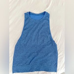 Lululemon tank size 6